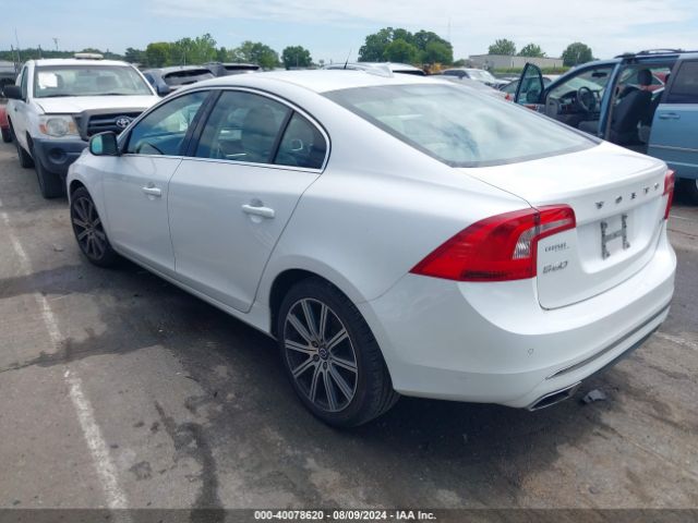 Photo 2 VIN: LYV402TK0JB172642 - VOLVO S60 