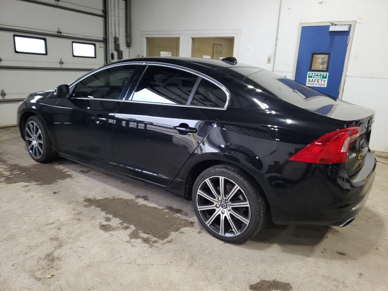 Photo 1 VIN: LYV402TK1JB167434 - VOLVO S60 