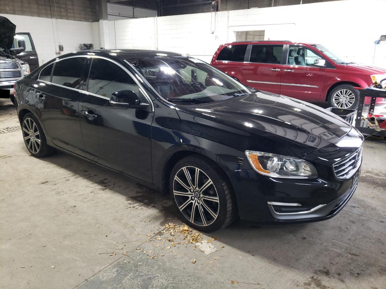 Photo 3 VIN: LYV402TK1JB167434 - VOLVO S60 