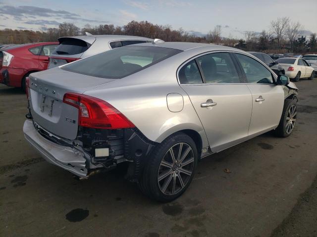 Photo 2 VIN: LYV402TK2JB163652 - VOLVO S60 INSCRI 