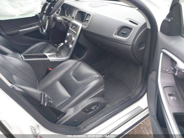 Photo 4 VIN: LYV402TK4HB126113 - VOLVO S60 