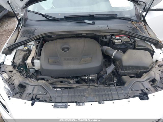 Photo 9 VIN: LYV402TK4HB126113 - VOLVO S60 