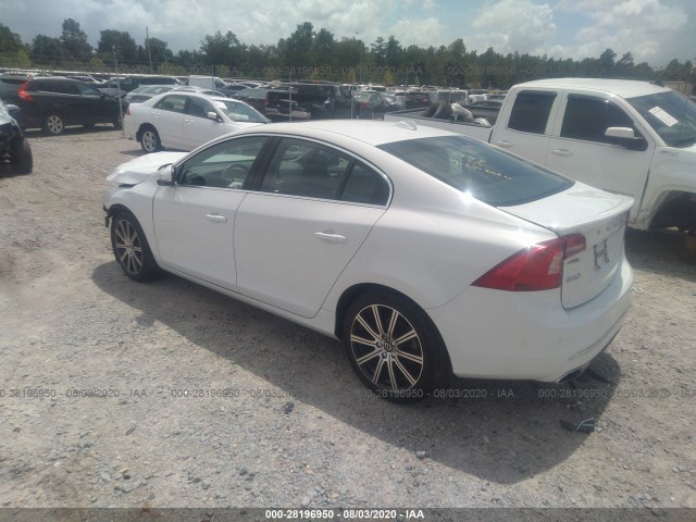 Photo 2 VIN: LYV402TK6HB134200 - VOLVO S60 