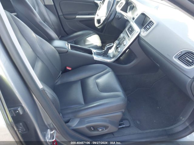 Photo 4 VIN: LYV402TK8HB128737 - VOLVO S60 