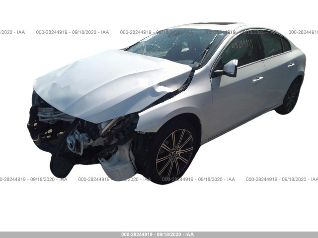 Photo 1 VIN: LYV402TKXJB168016 - VOLVO S60 