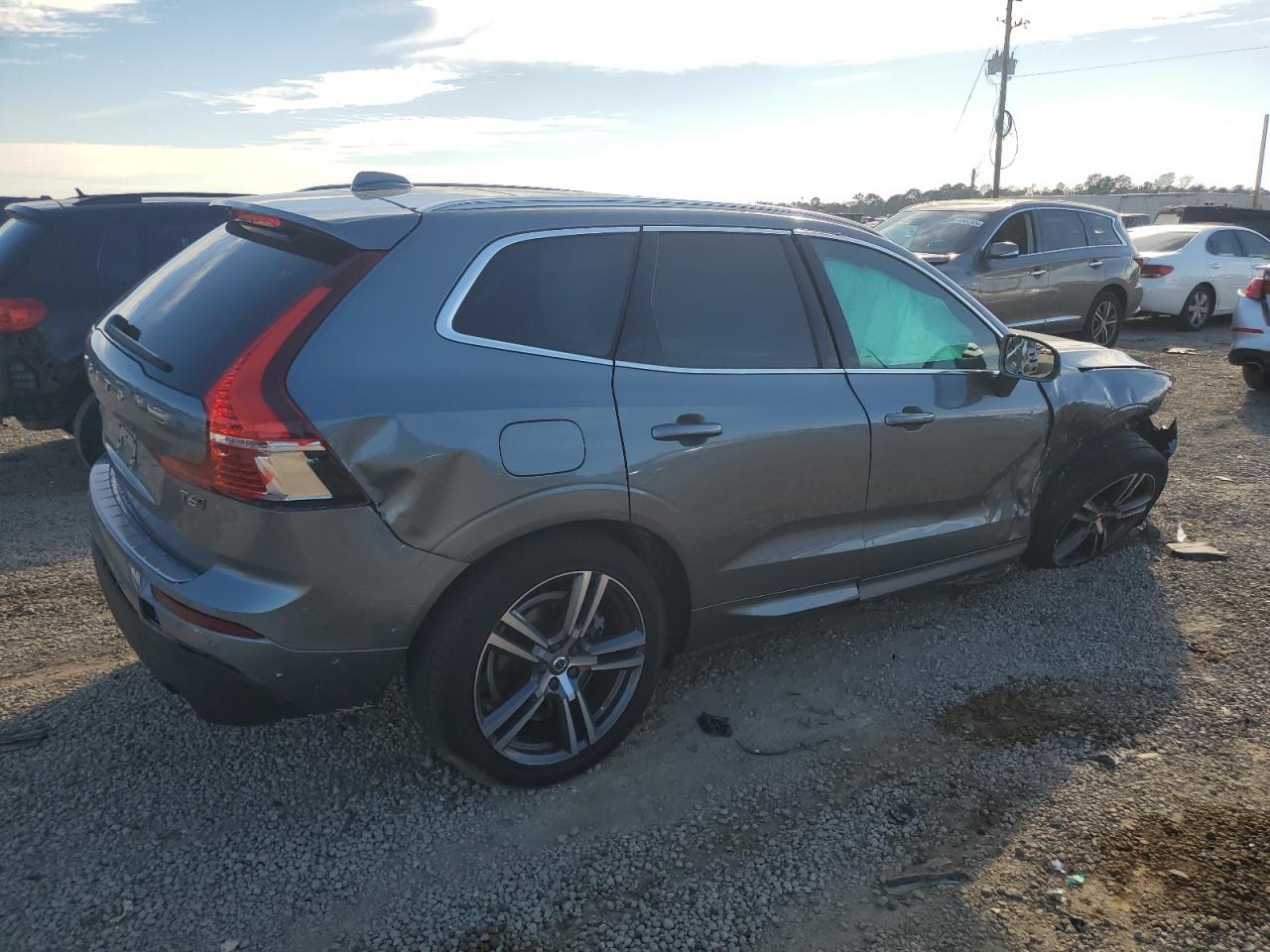 Photo 2 VIN: LYVA22RK3JB106039 - VOLVO XC60 