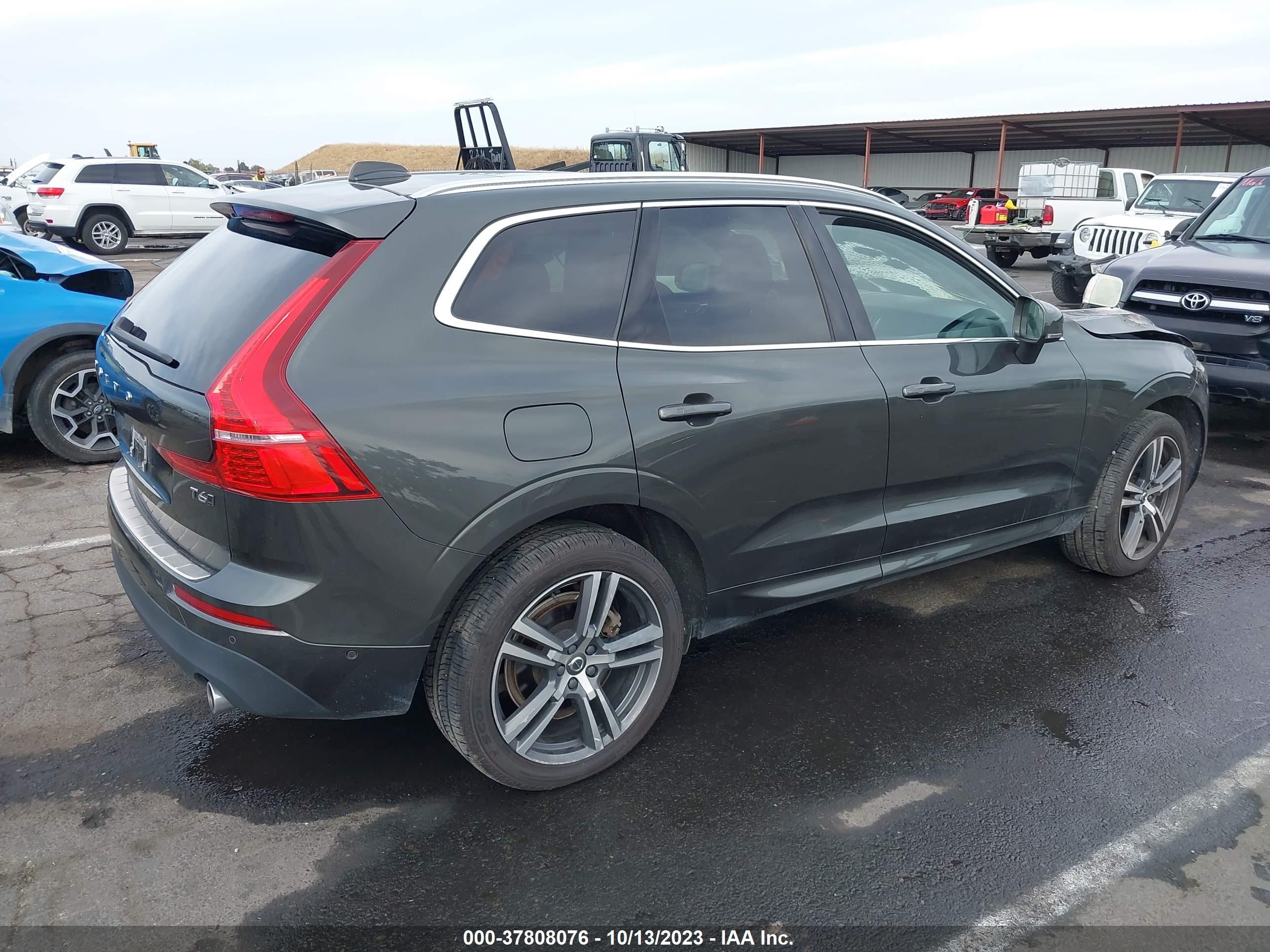 Photo 3 VIN: LYVA22RK5JB113929 - VOLVO XC60 