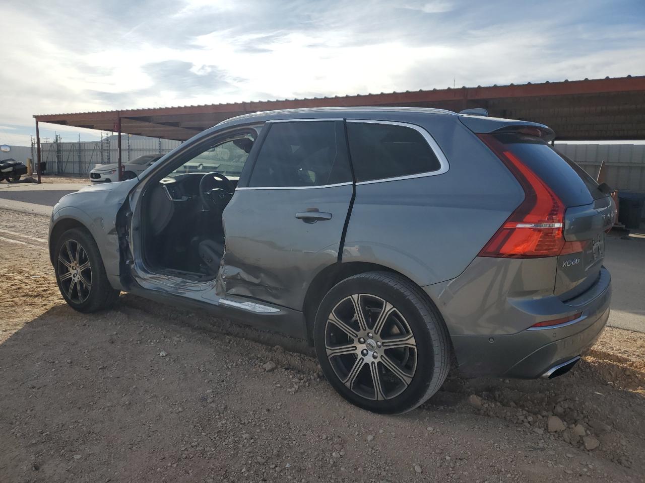 Photo 1 VIN: LYVA22RL7JB113987 - VOLVO XC60 