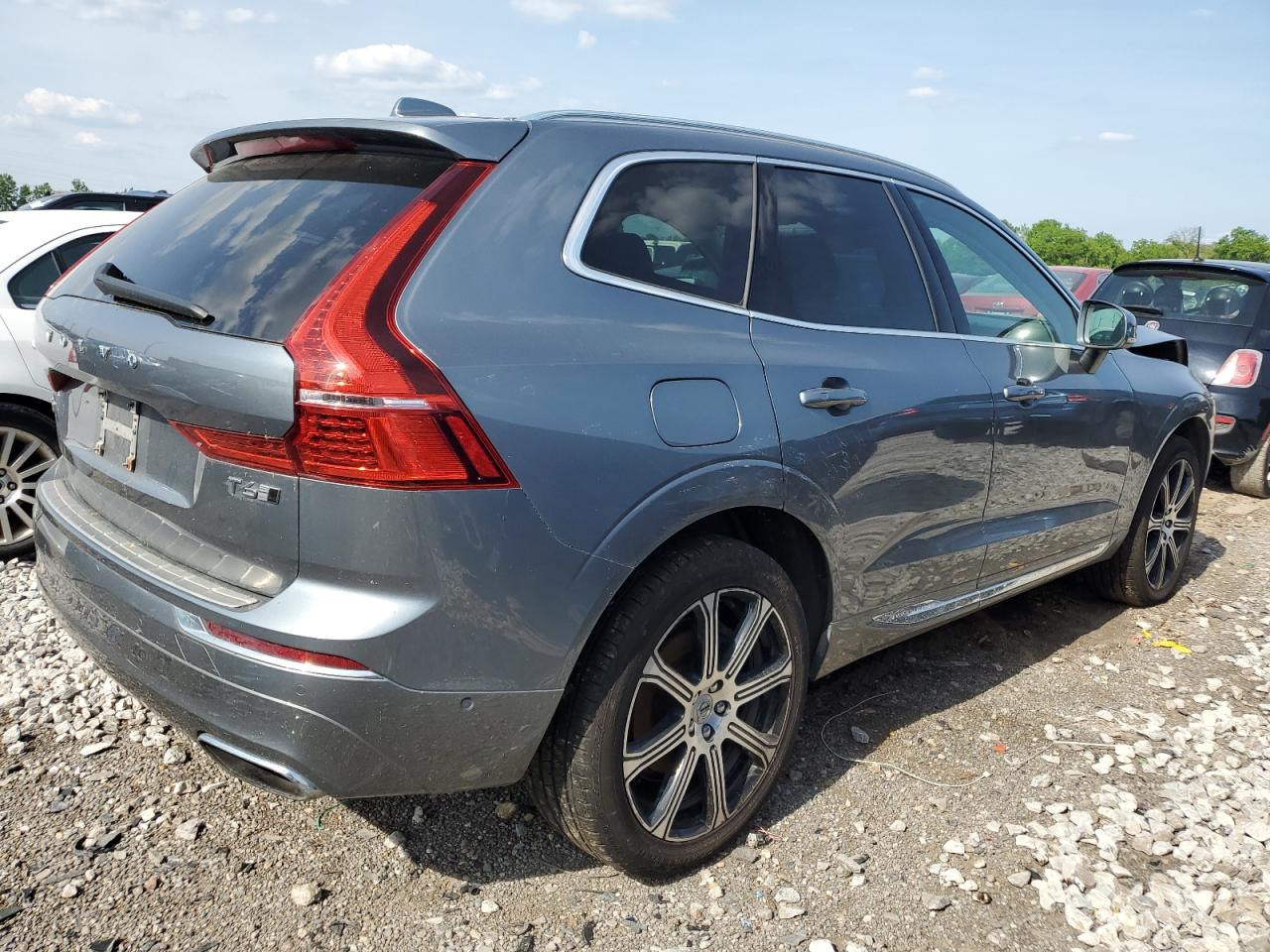 Photo 2 VIN: LYVA22RL7KB214688 - VOLVO XC60 