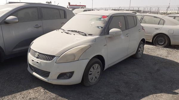 Photo 4 VIN: MA3ZC6B19EA533017 - SUZUKI SWIFT 