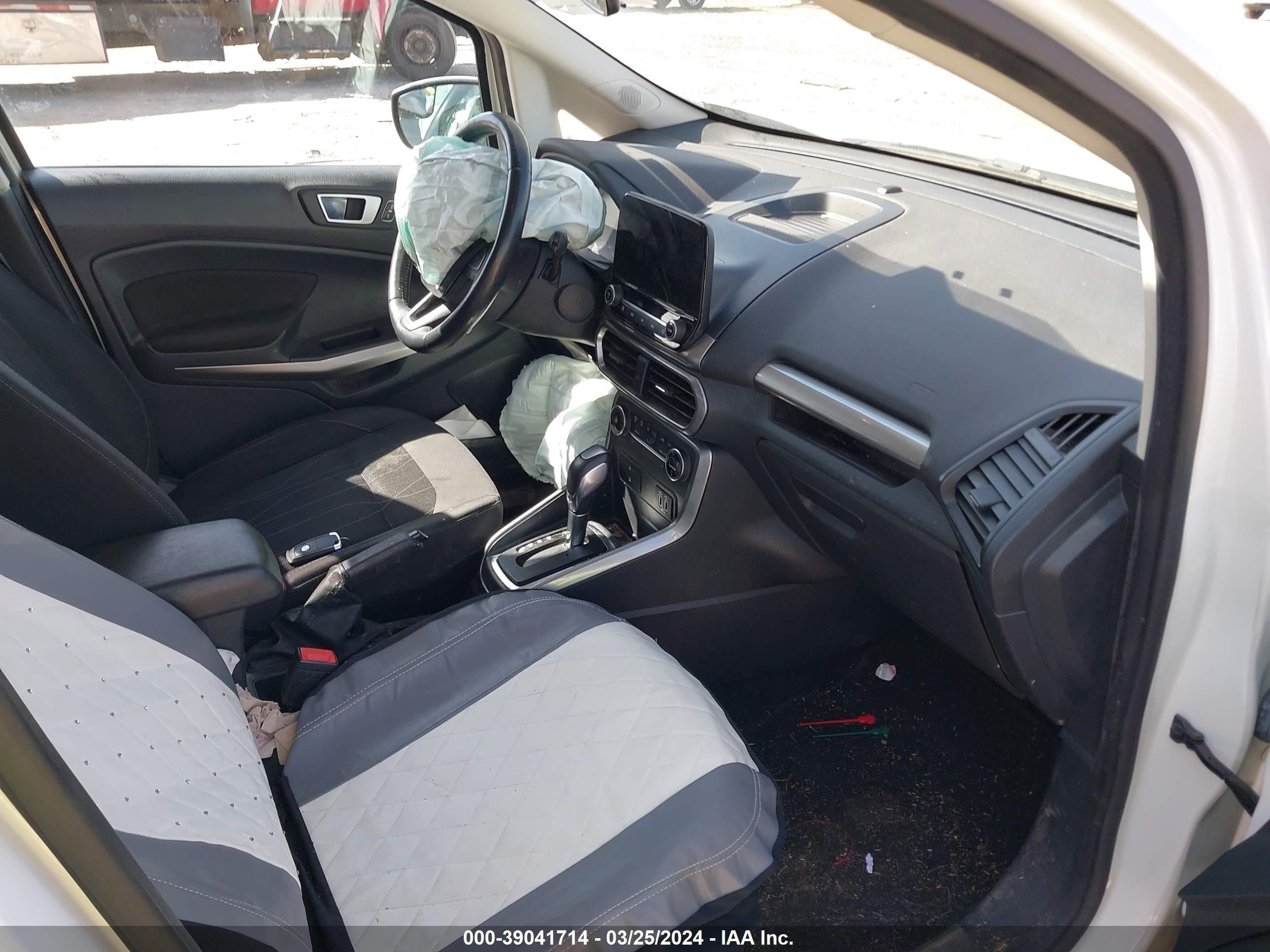 Photo 4 VIN: MAJ3P1TE6JC207231 - FORD ECOSPORT 