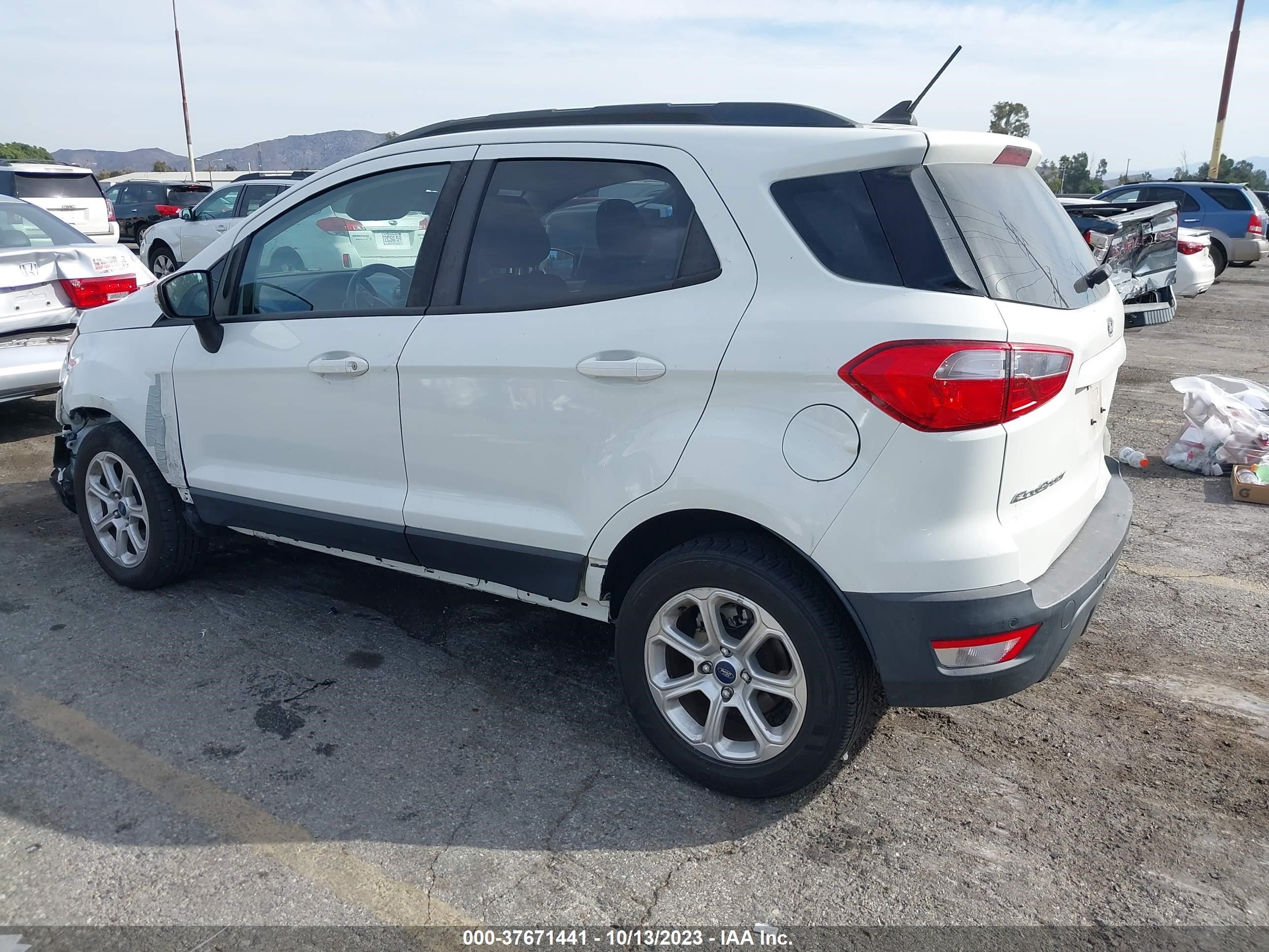 Photo 2 VIN: MAJ3S2GE4KC256962 - FORD ECOSPORT 