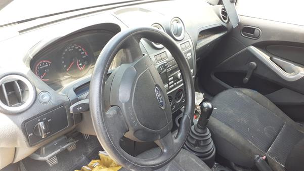 Photo 9 VIN: MAJTJ1ZC8CAP22477 - FORD FIGO 