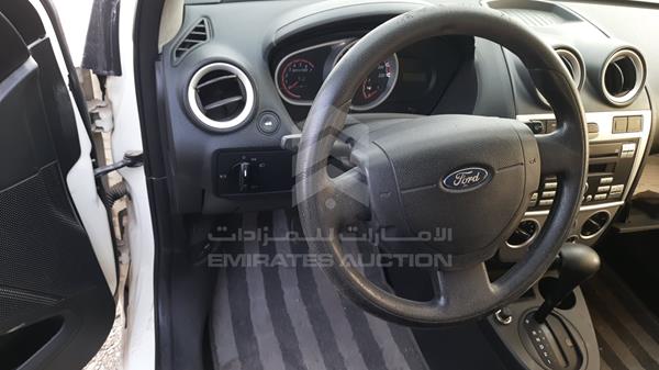 Photo 9 VIN: MAJTJ21D0BAU06984 - FORD FIGO 