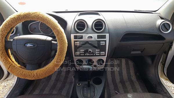 Photo 13 VIN: MAJTJ21D0BAU06984 - FORD FIGO 