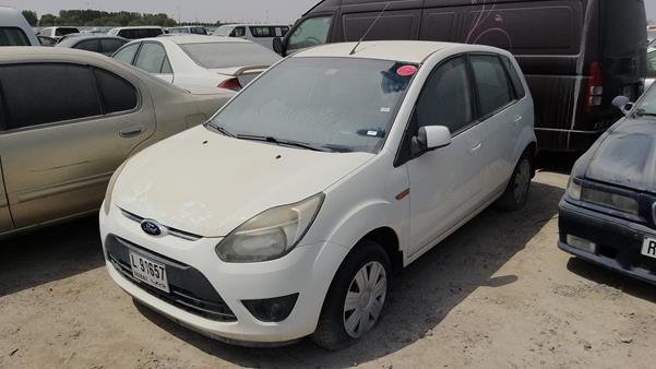 Photo 3 VIN: MAJTJ21D5BAE37814 - FORD FIGO 