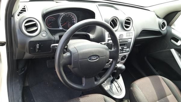 Photo 9 VIN: MAJTJ21D5BAE37814 - FORD FIGO 