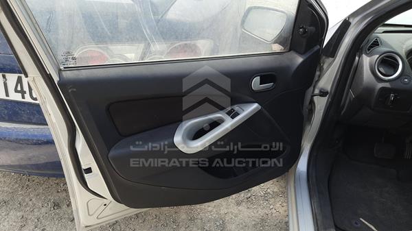 Photo 8 VIN: MAJTJ21D8BAY58777 - FORD FIGO 