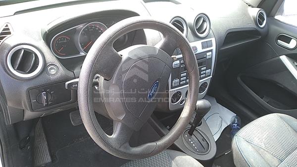 Photo 13 VIN: MAJTJ2ZD0FAR42182 - FORD FIGO 