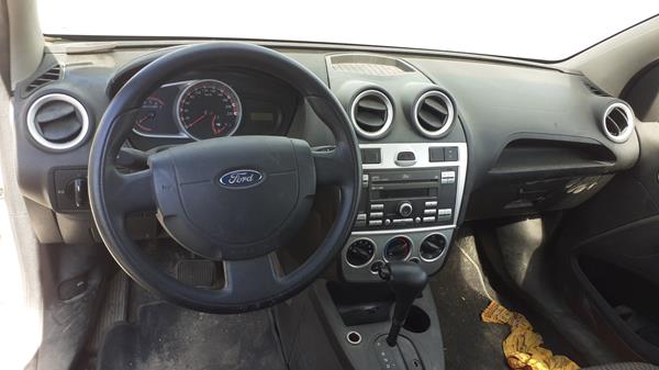 Photo 13 VIN: MAJTJ2ZD7CAP21271 - FORD FIGO 