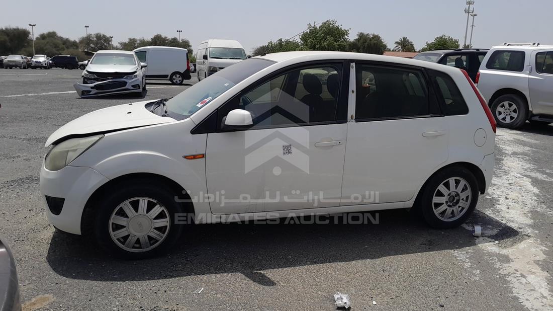 Photo 3 VIN: MAJTJ2ZD8CAR47190 - FORD FIGO 