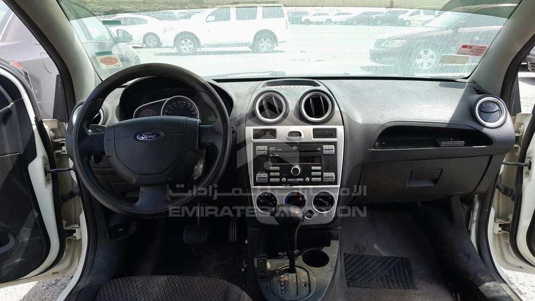 Photo 9 VIN: MAJTJ2ZD8CAR47190 - FORD FIGO 