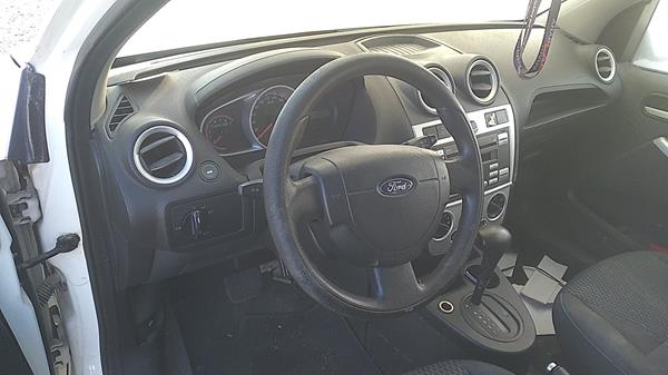 Photo 9 VIN: MAJTJ2ZD8DAT56729 - FORD FIGO 