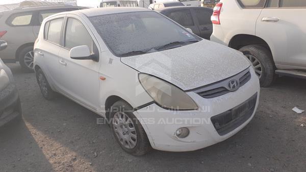 Photo 9 VIN: MALBB51C5CM377121 - HYUNDAI I20 