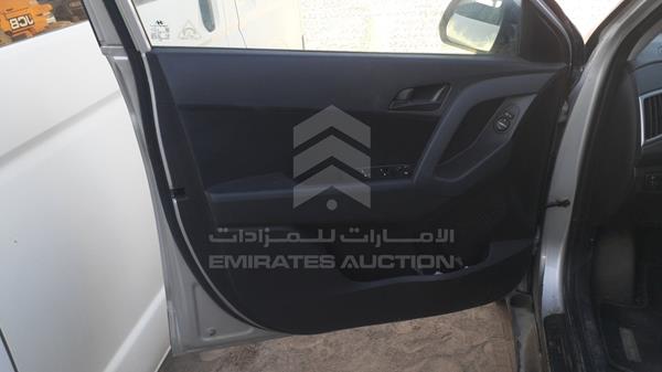 Photo 10 VIN: MALC281C1JM286110 - HYUNDAI CRETA 