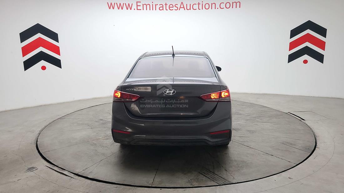 Photo 12 VIN: MALC741B7LM172892 - HYUNDAI ACCENT 