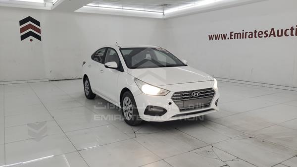 Photo 8 VIN: MALC741CXKM117263 - HYUNDAI ACCENT 