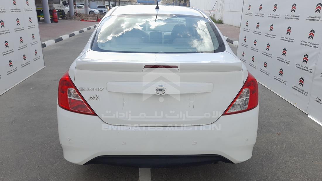 Photo 8 VIN: MDHBN7AD2KG683740 - NISSAN SUNNY 