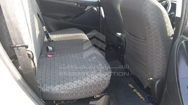 Photo 21 VIN: MHFCX8EM1J0109625 - TOYOTA INNOVA 