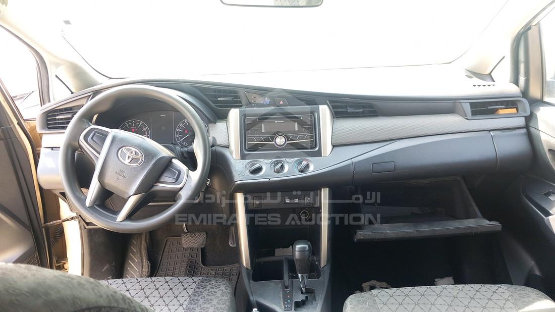 Photo 18 VIN: MHFCX8EM1K0112915 - TOYOTA INNOVA 