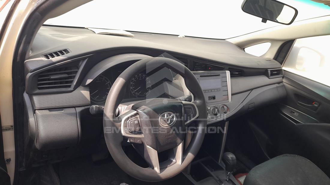 Photo 10 VIN: MHFCX8EM2H0107988 - TOYOTA INNOVA 