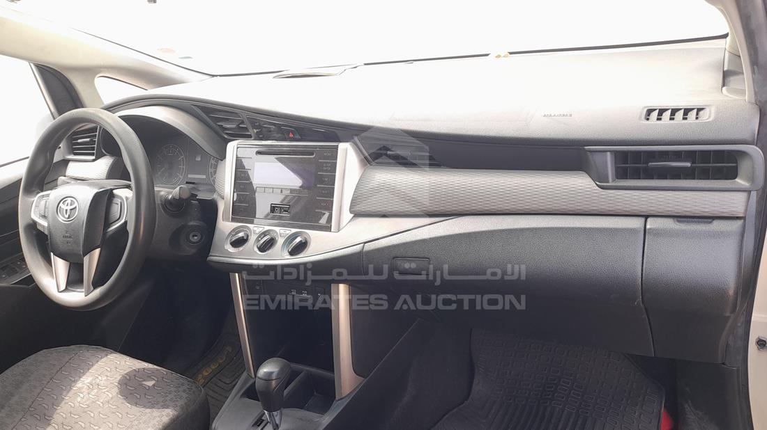 Photo 22 VIN: MHFCX8EM2H0107988 - TOYOTA INNOVA 