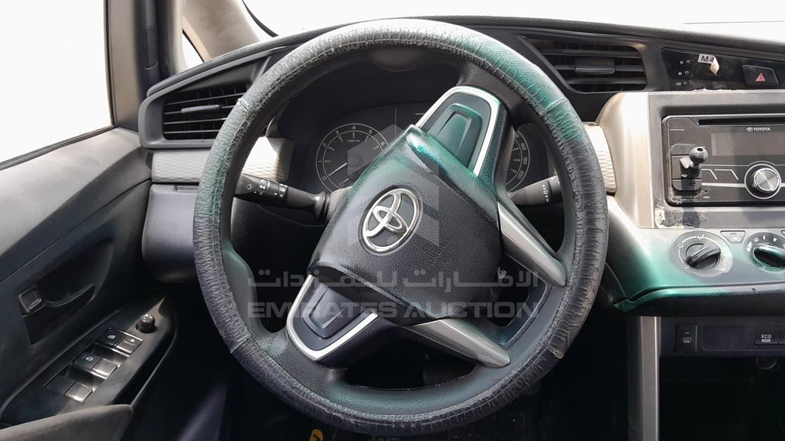 Photo 12 VIN: MHFCX8EM3J0109786 - TOYOTA INNOVA 