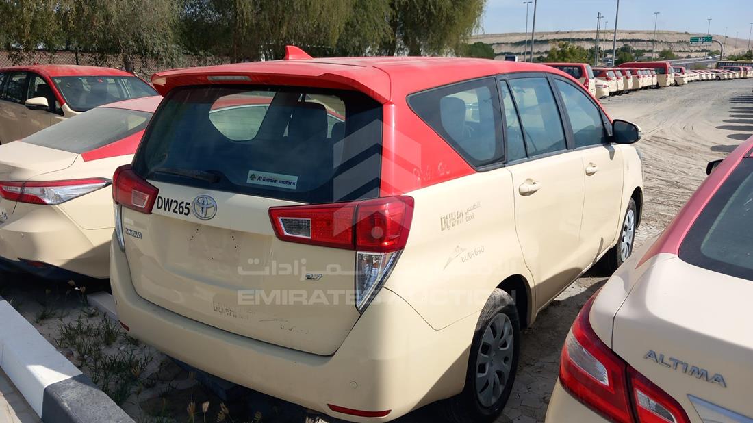 Photo 10 VIN: MHFCX8EM6J0109037 - TOYOTA INNOVA 