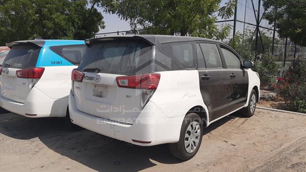 Photo 8 VIN: MHFCX8EM6J0109796 - TOYOTA INNOVA 