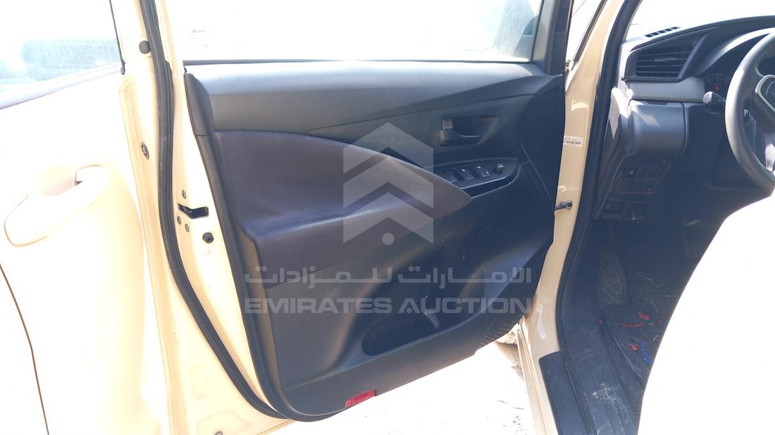 Photo 11 VIN: MHFCX8EM6K0112974 - TOYOTA INNOVA 