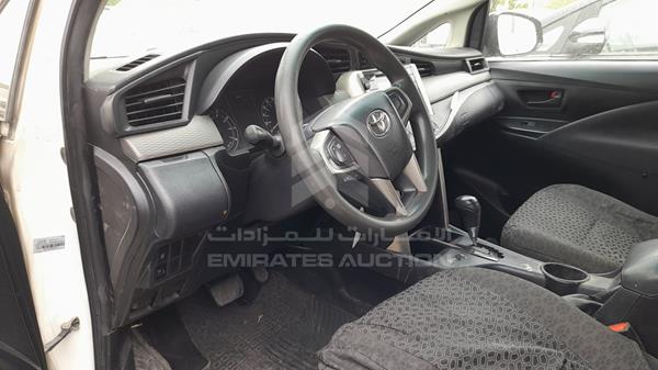 Photo 11 VIN: MHFCX8EM8H0107915 - TOYOTA INNOVA 