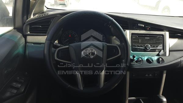 Photo 13 VIN: MHFCX8EM8J0109749 - TOYOTA INNOVA 