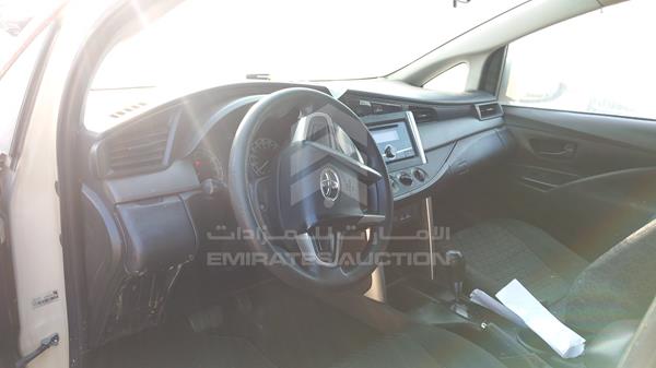 Photo 11 VIN: MHFCX8EMXJ0109574 - TOYOTA INNOVA 