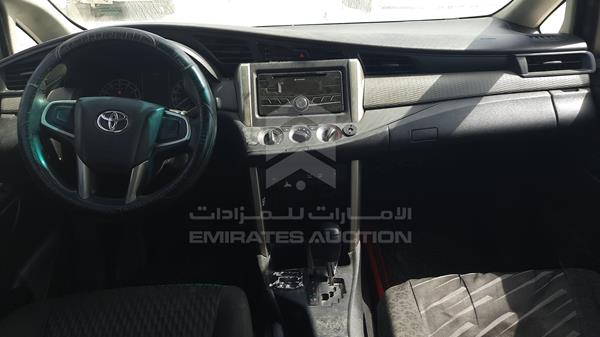 Photo 14 VIN: MHFCX8EMXJ0109672 - TOYOTA INNOVA 