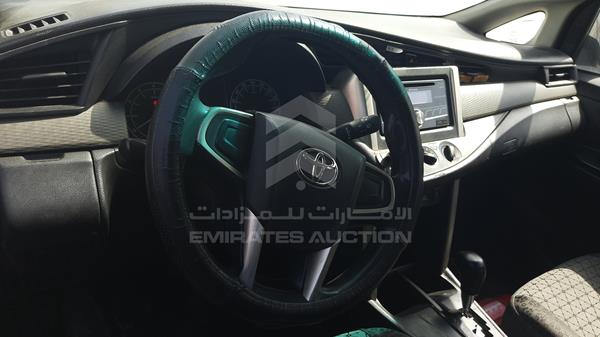 Photo 11 VIN: MHFCX8EMXJ0109686 - TOYOTA INNOVA 