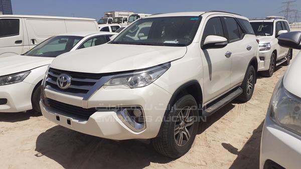 Photo 4 VIN: MHFDX8FS0H0081568 - TOYOTA FORTUNER 