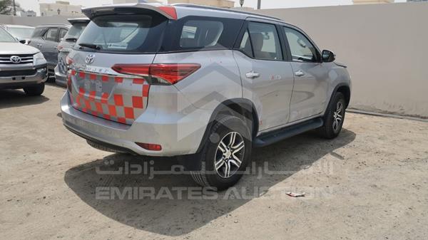 Photo 5 VIN: MHFDX8FS3J0087399 - TOYOTA FORTUNER 