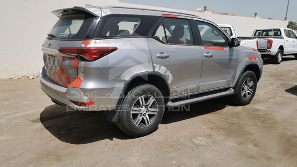 Photo 5 VIN: MHFDX8FS5J0087288 - TOYOTA FORTUNER 