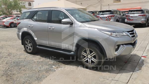 Photo 4 VIN: MHFDX8FS5J0087405 - TOYOTA FORTUNER 