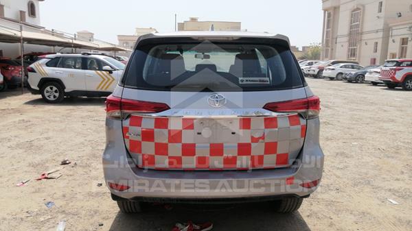 Photo 11 VIN: MHFDX8FS7H0082054 - TOYOTA FORTUNER 